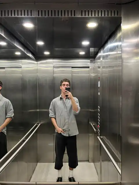Look similar