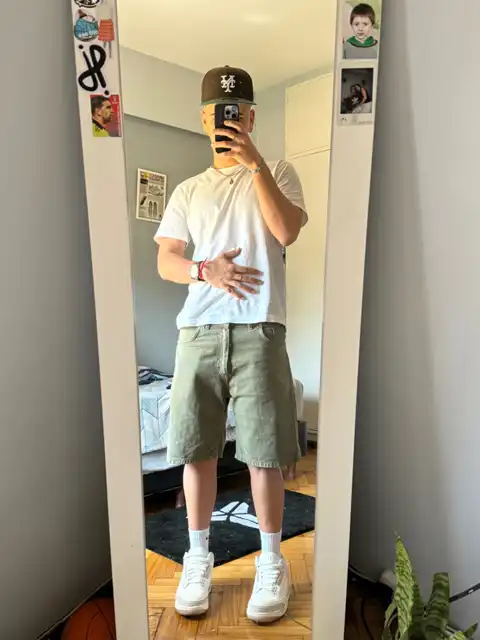 Look similar