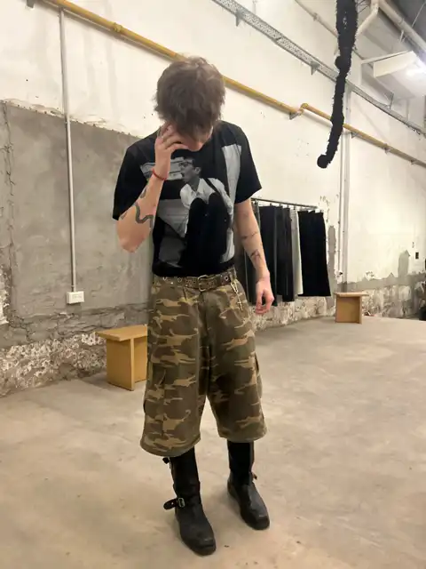 Look similar