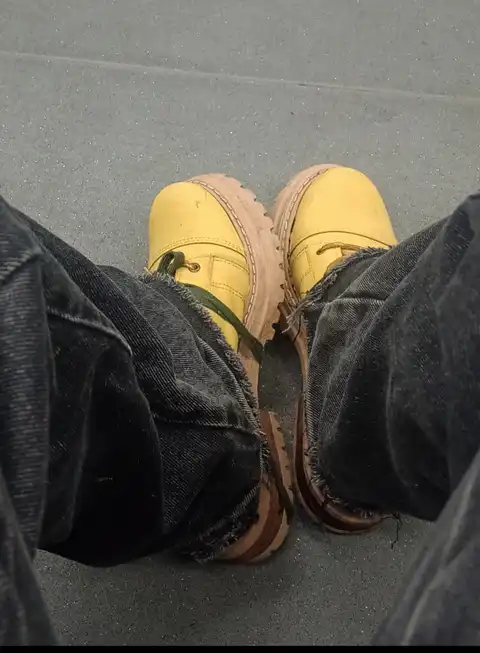 Look similar