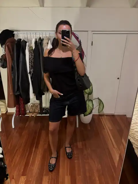 Look similar