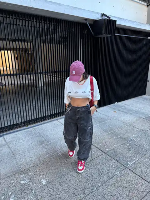 Look similar