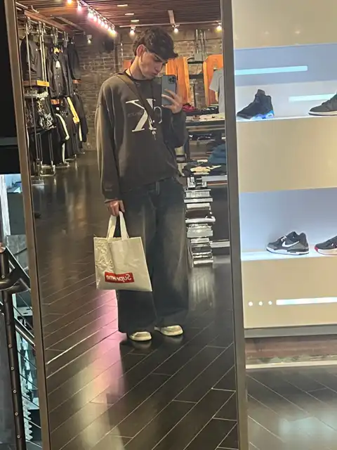 Look similar