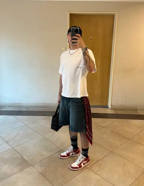 Look similar