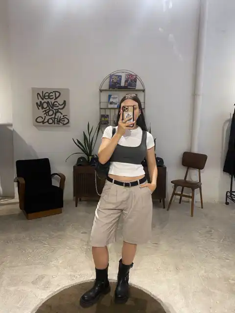 Look similar