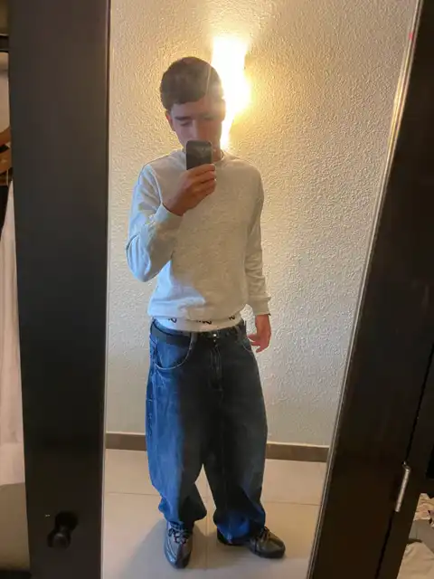 Look similar