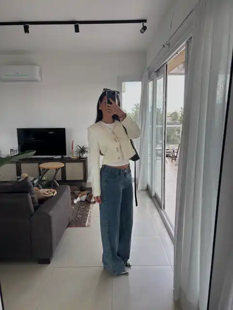Look similar