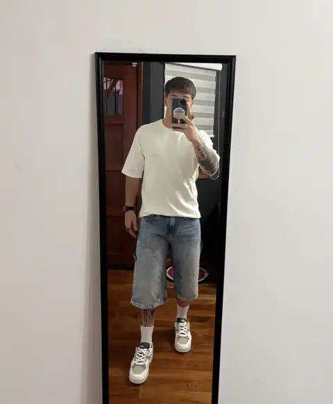 Look similar