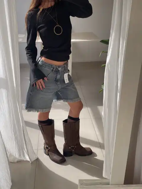 Look similar
