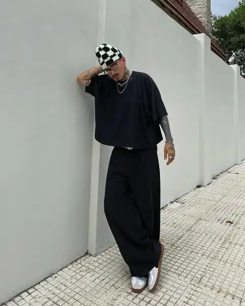 Look similar