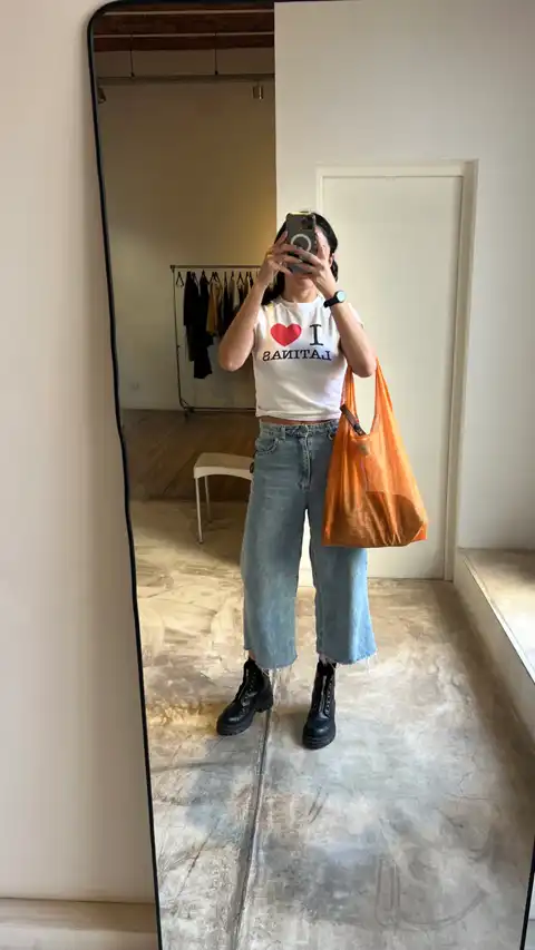 Look similar