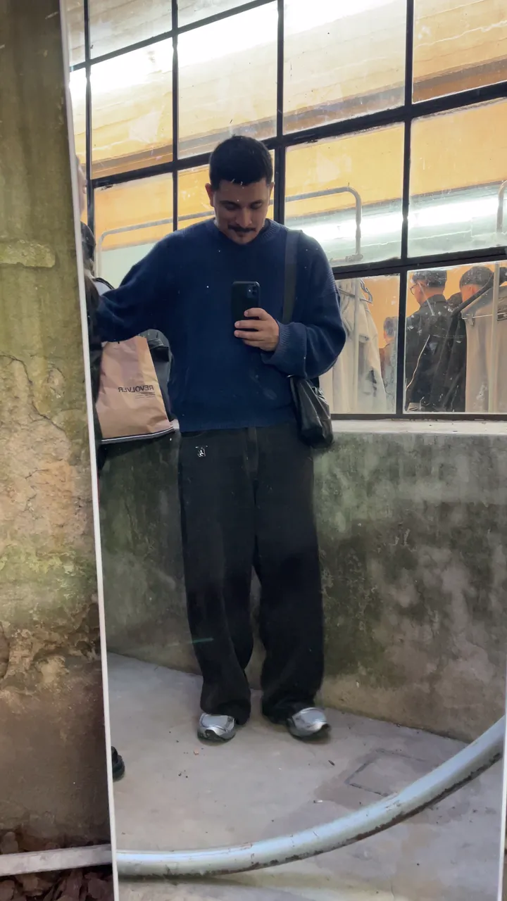 Clip similar