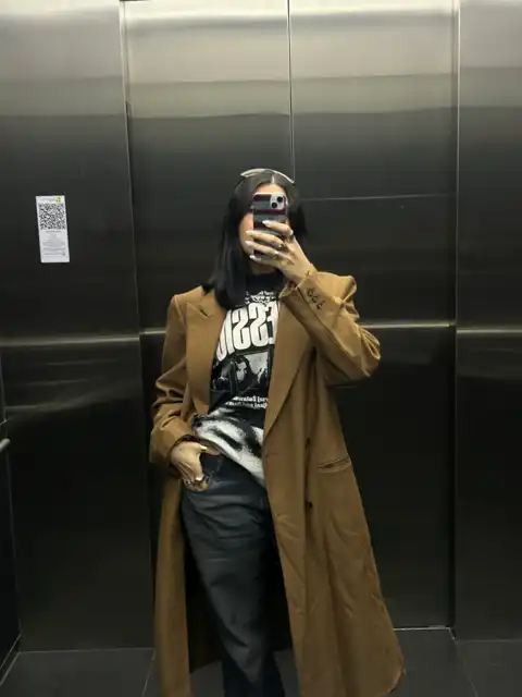 Look similar