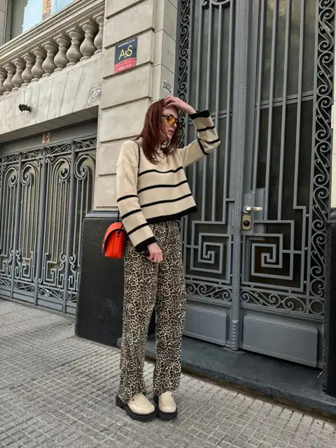 Look similar