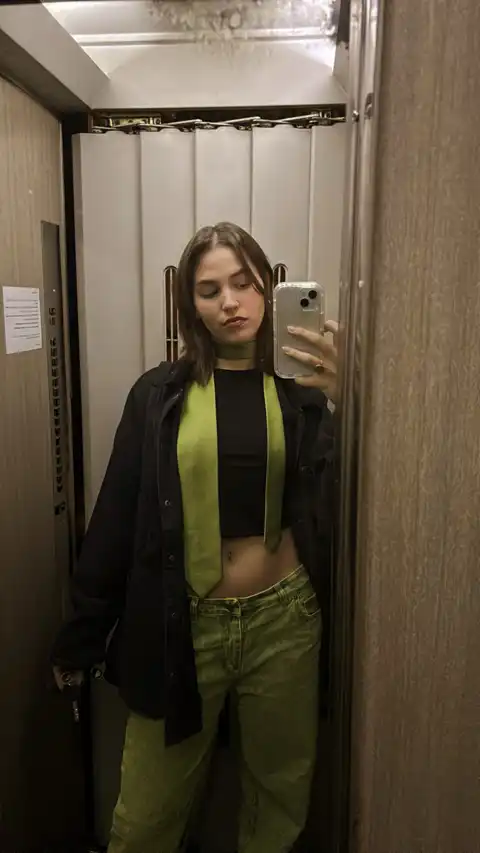 Look similar