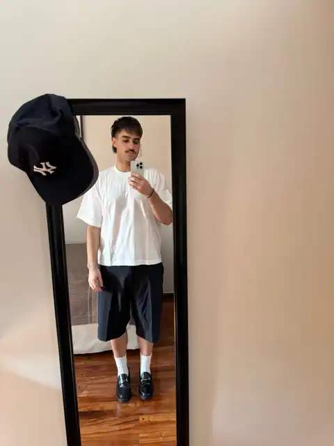 Look similar